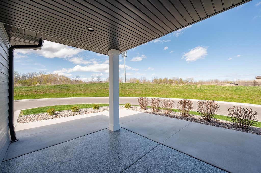 Photo of 2812 Elm Tree, Howard, WI 54313 (MLS # 50329825)