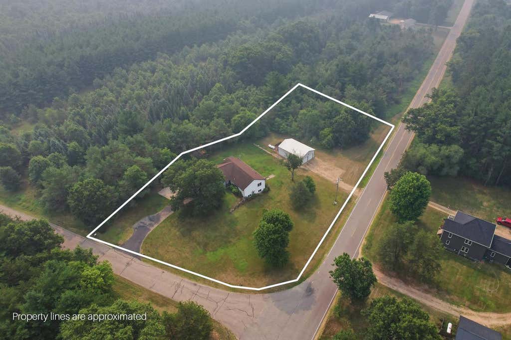 Photo of W5405 10th ROAD, Westfield, WI 53964 (MLS # 50329339)