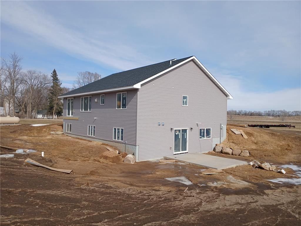 Photo of 922 County Road T, Hammond, WI 54015 (MLS # 7029316)