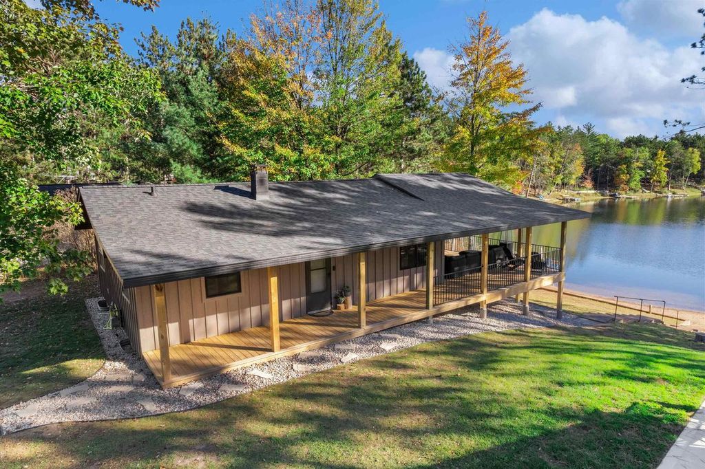 Photo of 9015 Half Moon Lake ROAD, Pound, WI 54161 (MLS # 50316509)