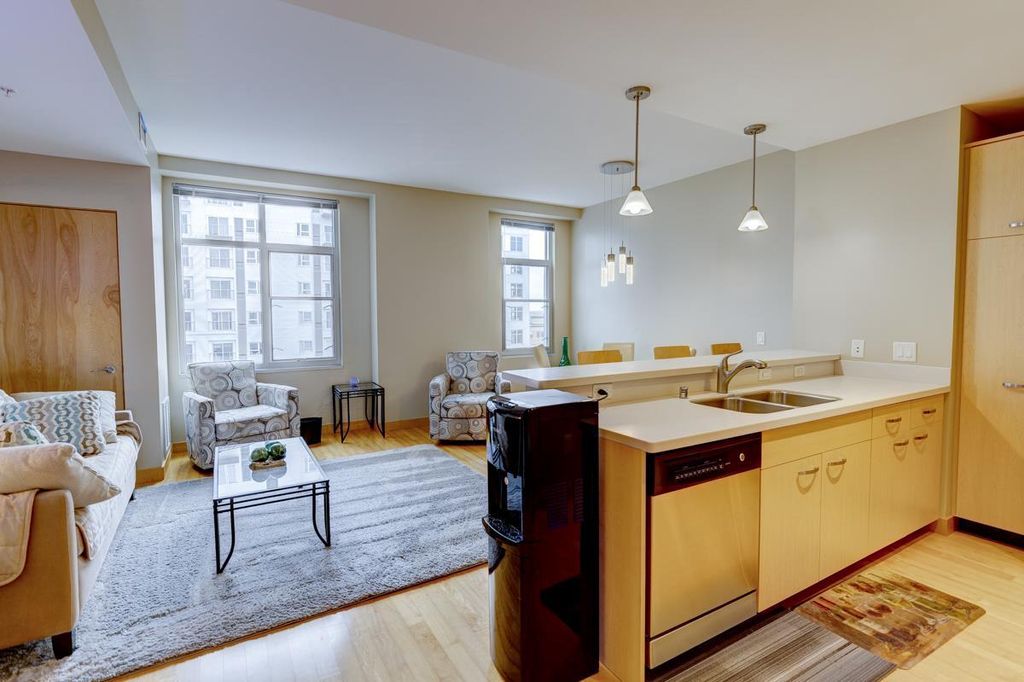 Photo of 309 W Washington AVENUE #606, Madison, WI 53703 (MLS # 2019168)