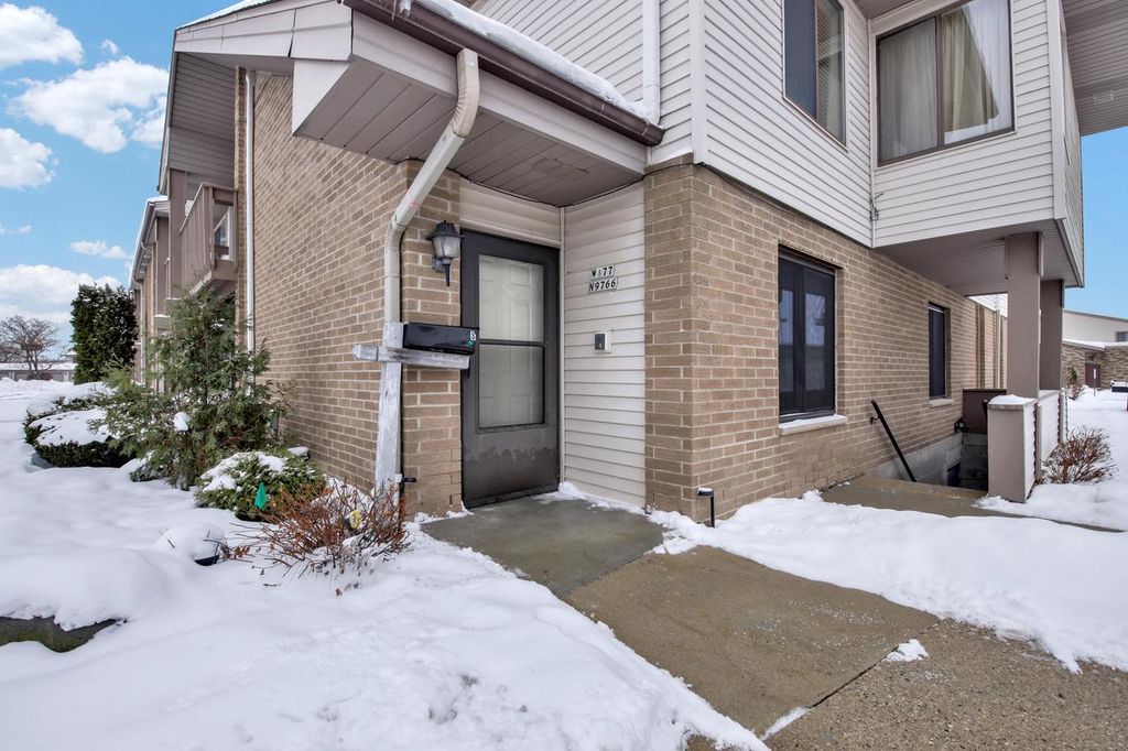 Photo of W177N9766 Riversbend CIRCLE EAST CIRCLE E, Germantown, WI 53022 (MLS # 1946775)