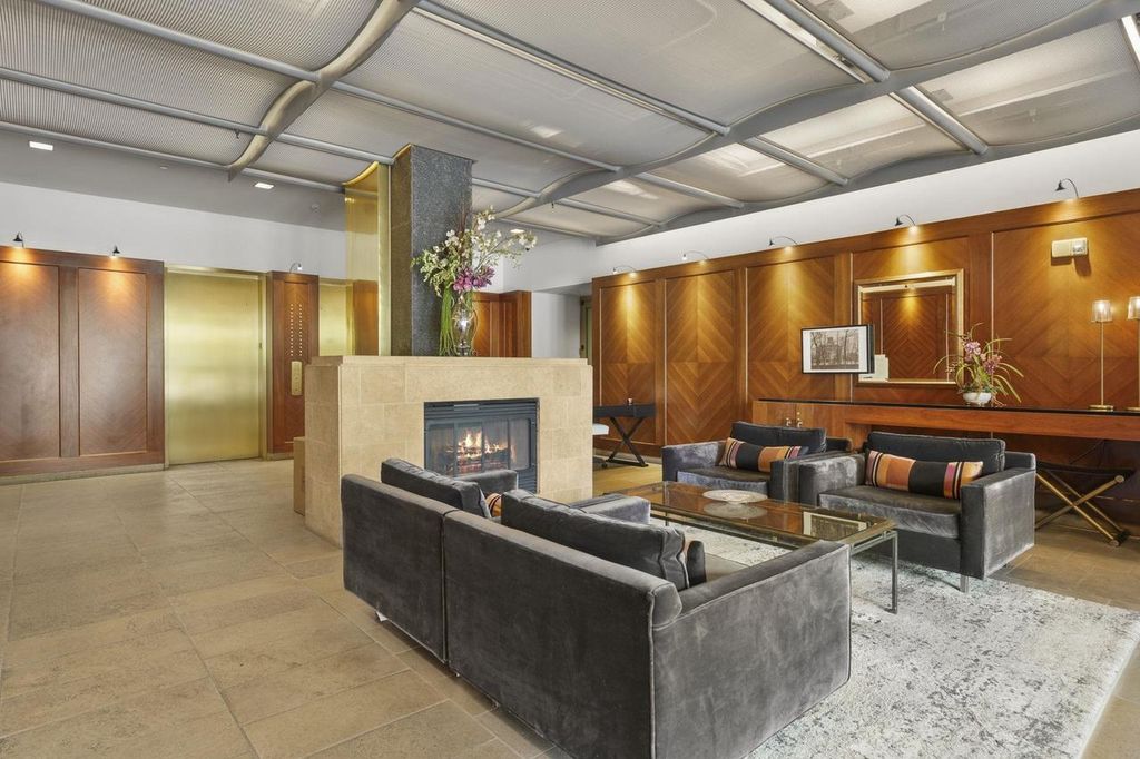 Photo of 100 Wisconsin AVENUE #1105, Madison, WI 53703 (MLS # 2021434)