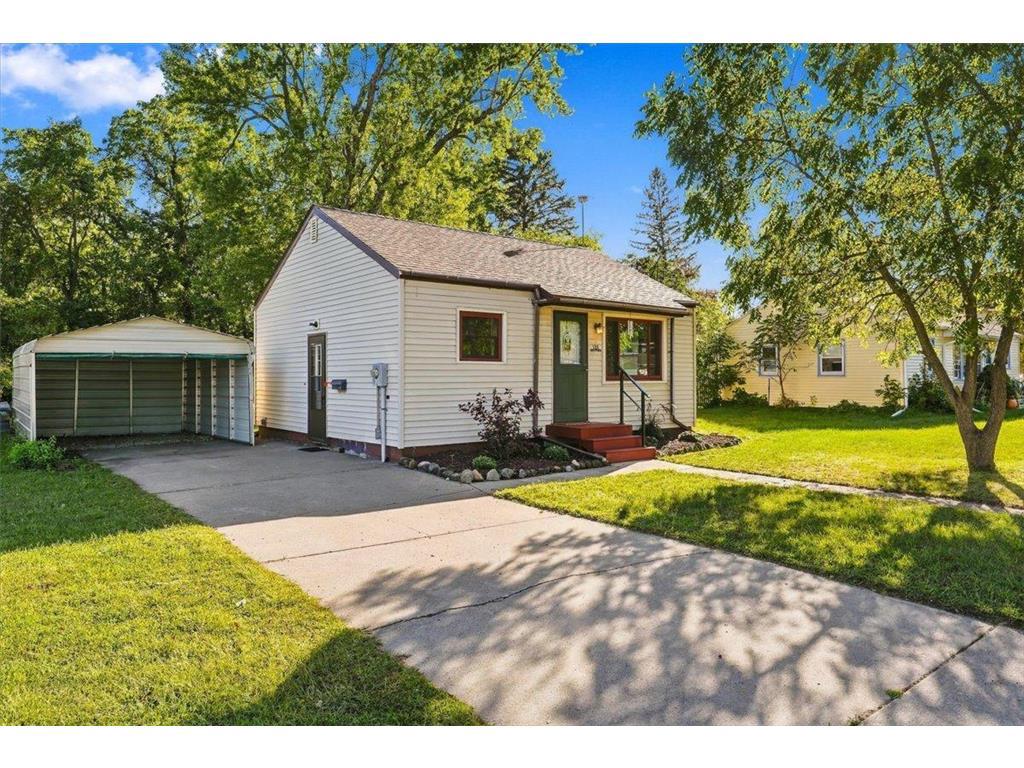 Photo of 124 W 6th STREET, New Richmond, WI 54017 (MLS # 7117066)