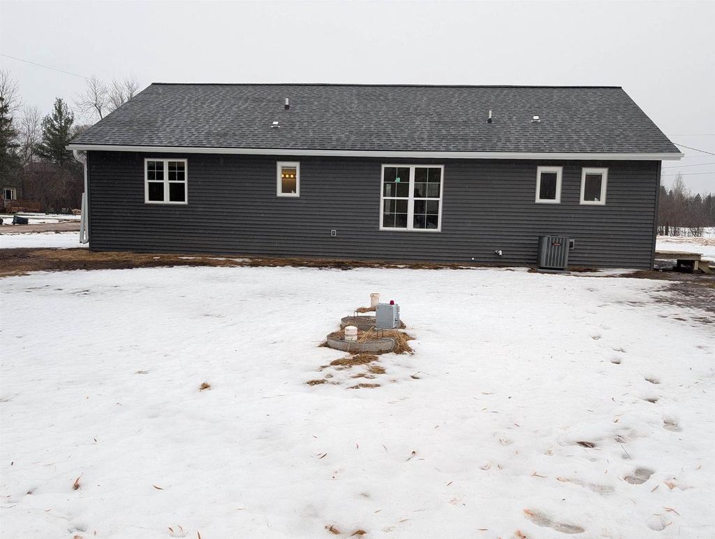 Photo of 2119 E 5th AVENUE, Ashland, WI 54806 (MLS # 6123210)