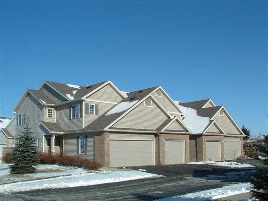 Photo of 1325 Glacier Hill DRIVE #2, Madison, WI 53704 (MLS # 2016218)