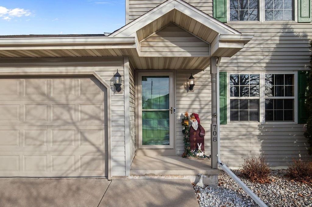 Photo of 708 Saunders ROAD, Kaukauna, WI 54130 (MLS # 50319928)
