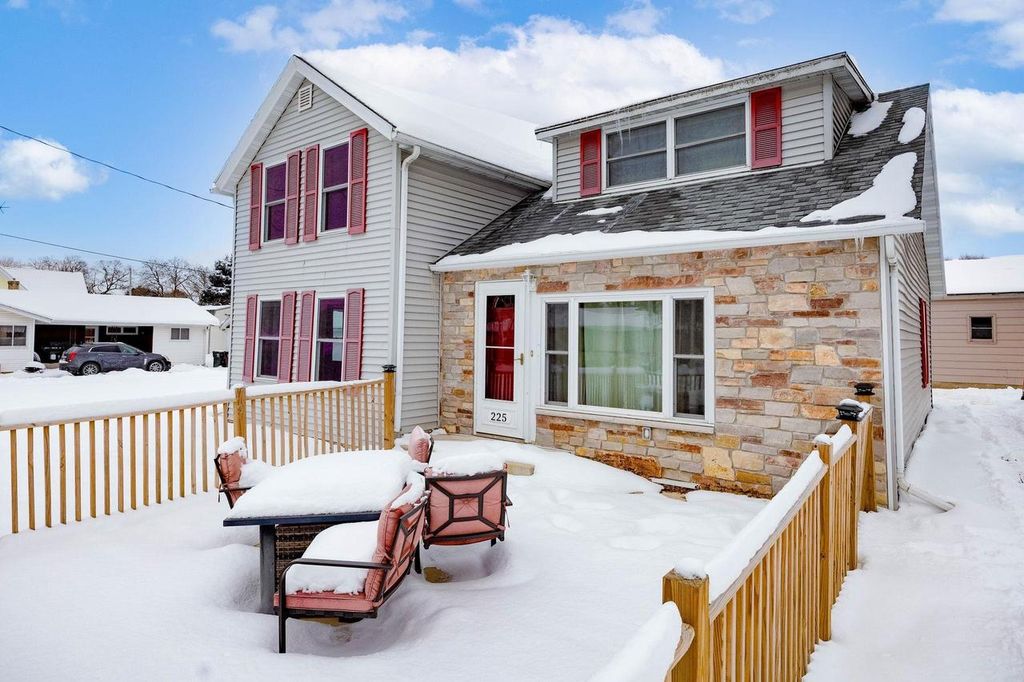 Photo of 225 E Centre STREET, Footville, WI 53537 (MLS # 2013541)