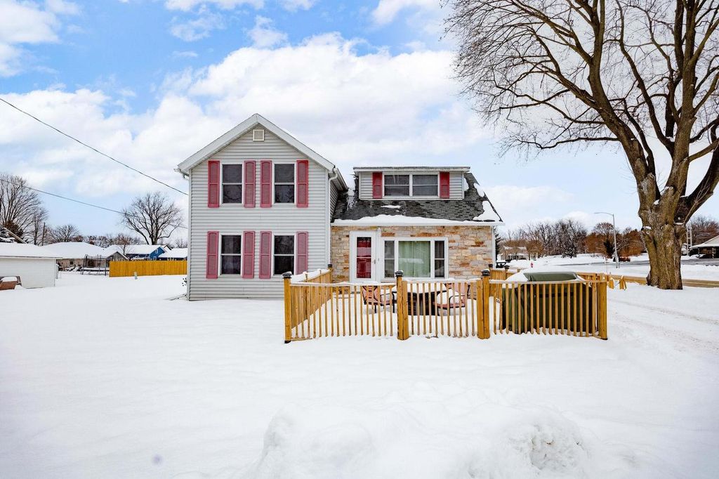 Photo of 225 E Centre STREET, Footville, WI 53537 (MLS # 2013541)