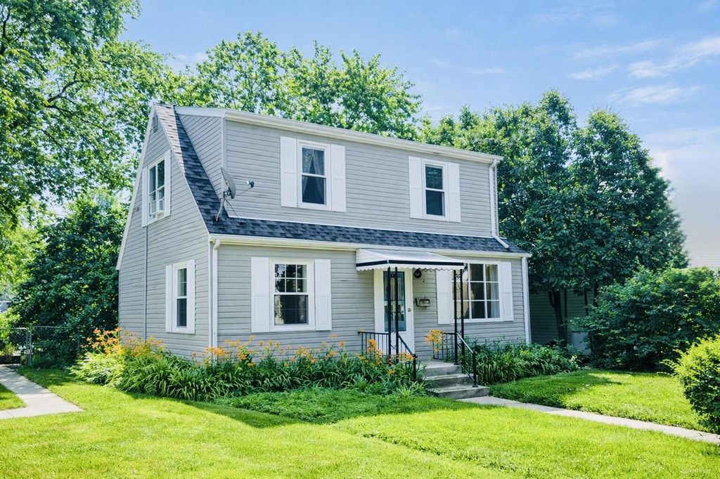 Photo of 3728 S 19th STREET, Milwaukee, WI 53221 (MLS # 1947642)