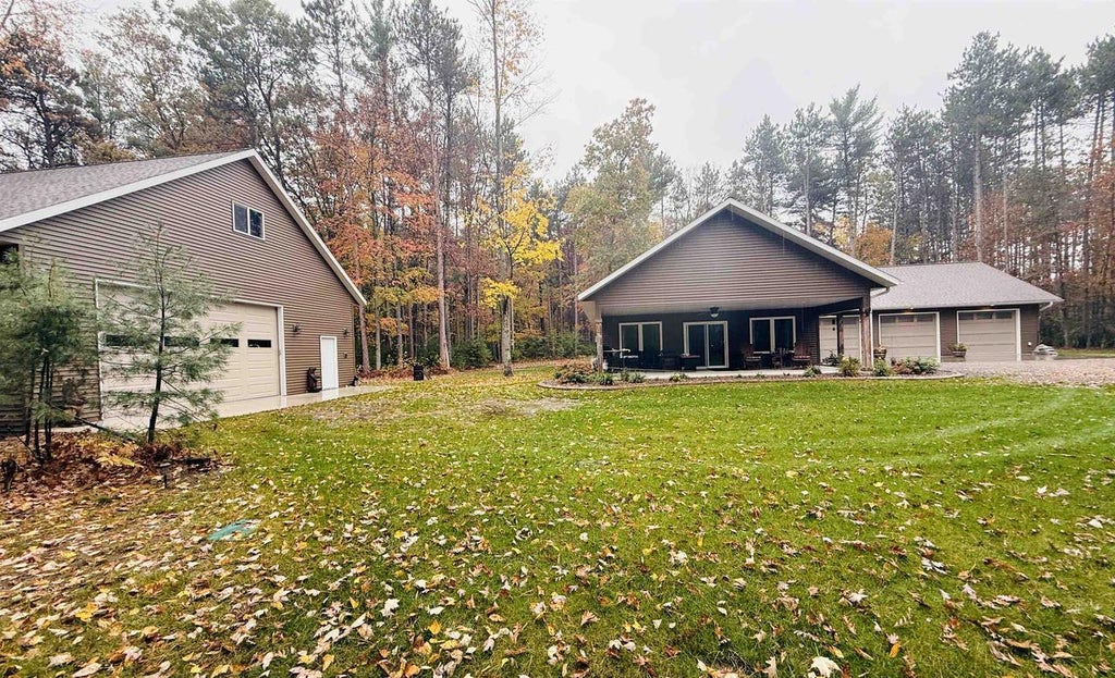 Photo of 2426 Lake ROAD, Junction City, WI 54443 (MLS # 22605164)
