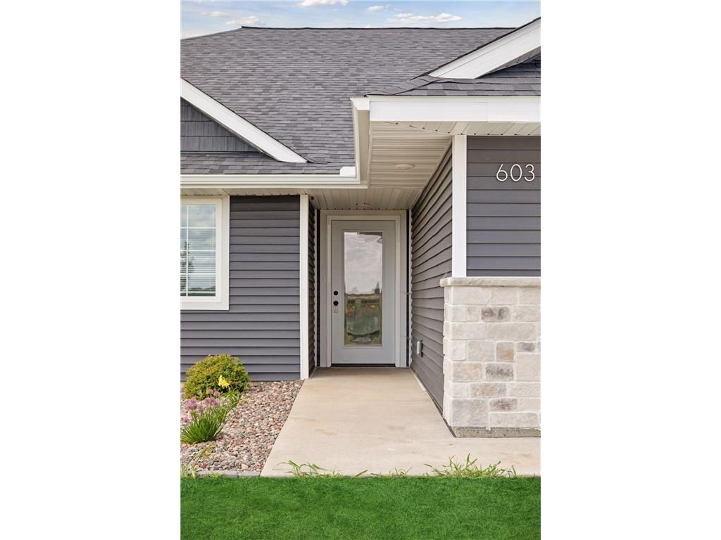 Photo of 720 South Division STREET, Roberts, WI 54023 (MLS # 7051869)