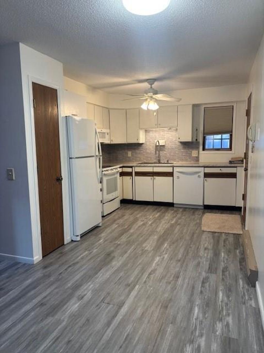 Photo of 304 Parkview COURT #2, Altoona, WI 54720 (MLS # 1598353)