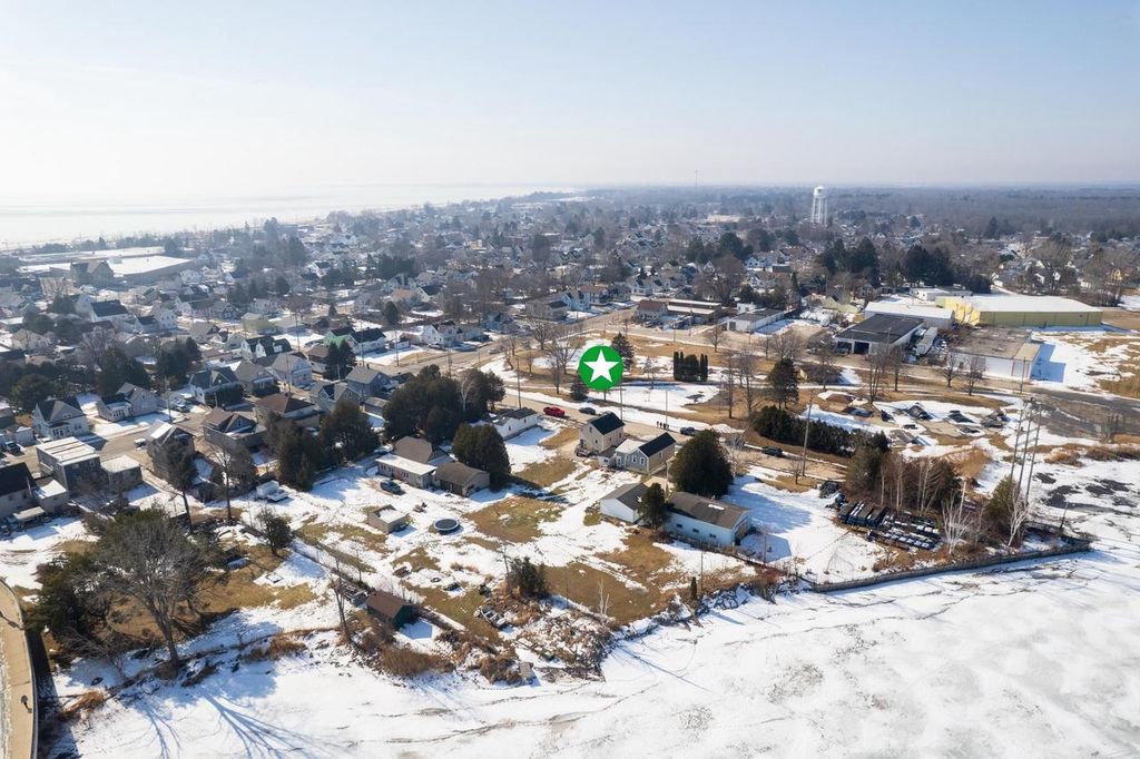 Photo of 1419 School STREET, Two Rivers, WI 54241 (MLS # 50321365)