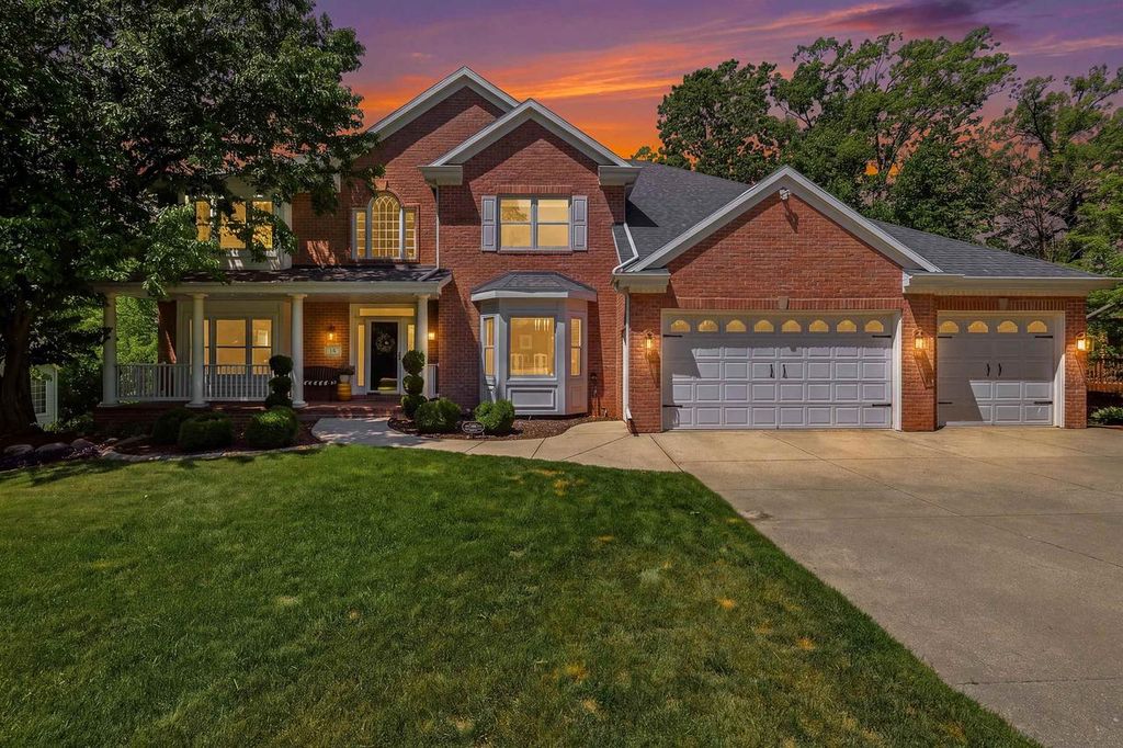 Photo of 14 Oakridge COURT, Fond Du Lac, WI 54937 (MLS # 50326233)