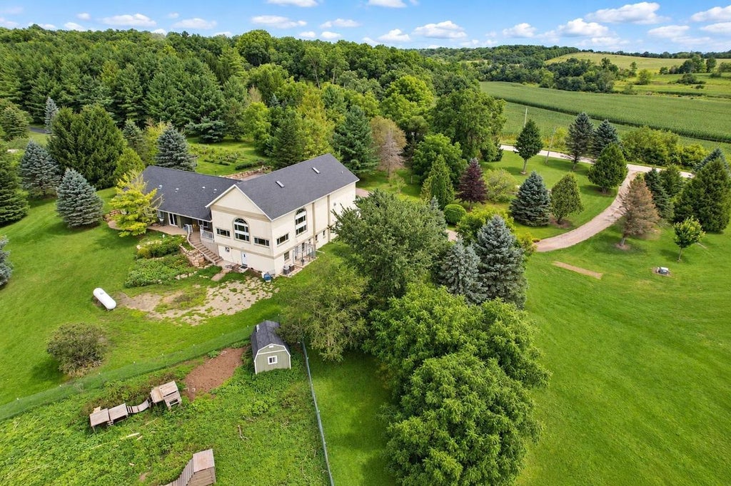 Photo of 1391 Fritz ROAD, Verona, WI 53593 (MLS # 2032430)