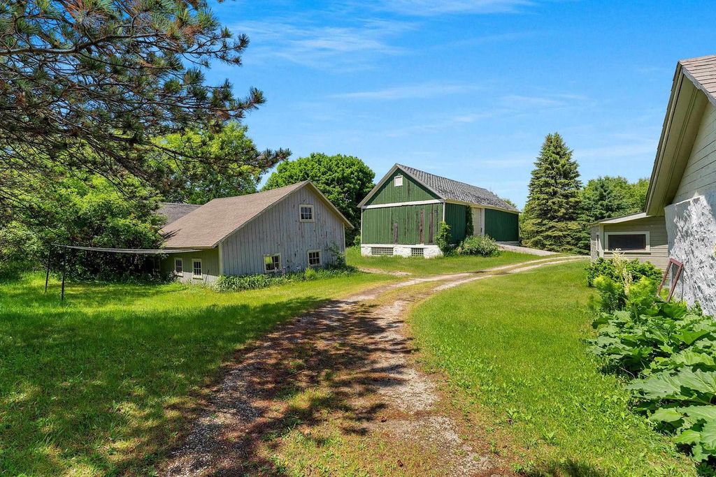 Photo of 1317 Shiloh ROAD, Sturgeon Bay, WI 54235 (MLS # 50327338)