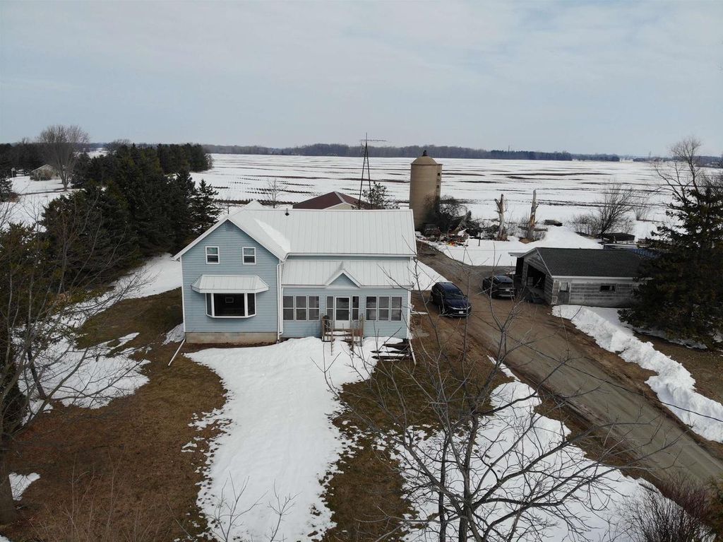 Photo of W2350 Greiner ROAD, Freedom, WI 54913 (MLS # 50322530)