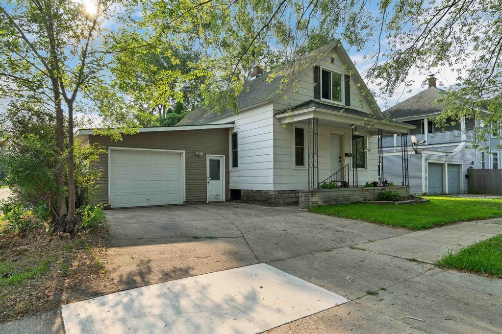 Photo of 1320 Church STREET, Marinette, WI 54143 (MLS # 50330928)