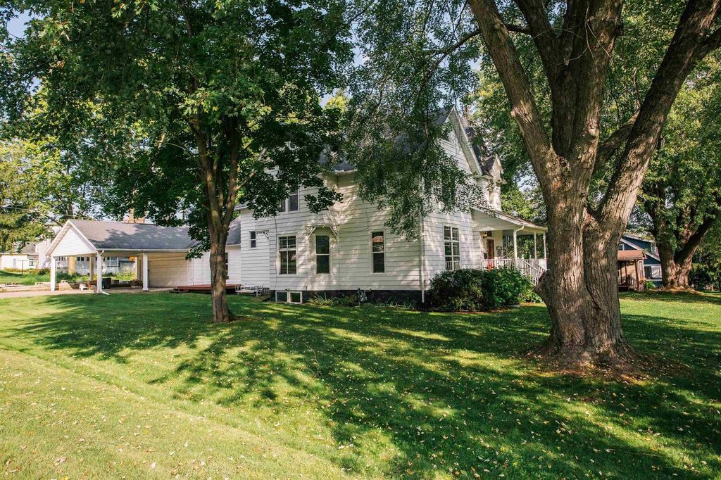 Photo of 202 Clay STREET, Neillsville, WI 54456 (MLS # 22504422)