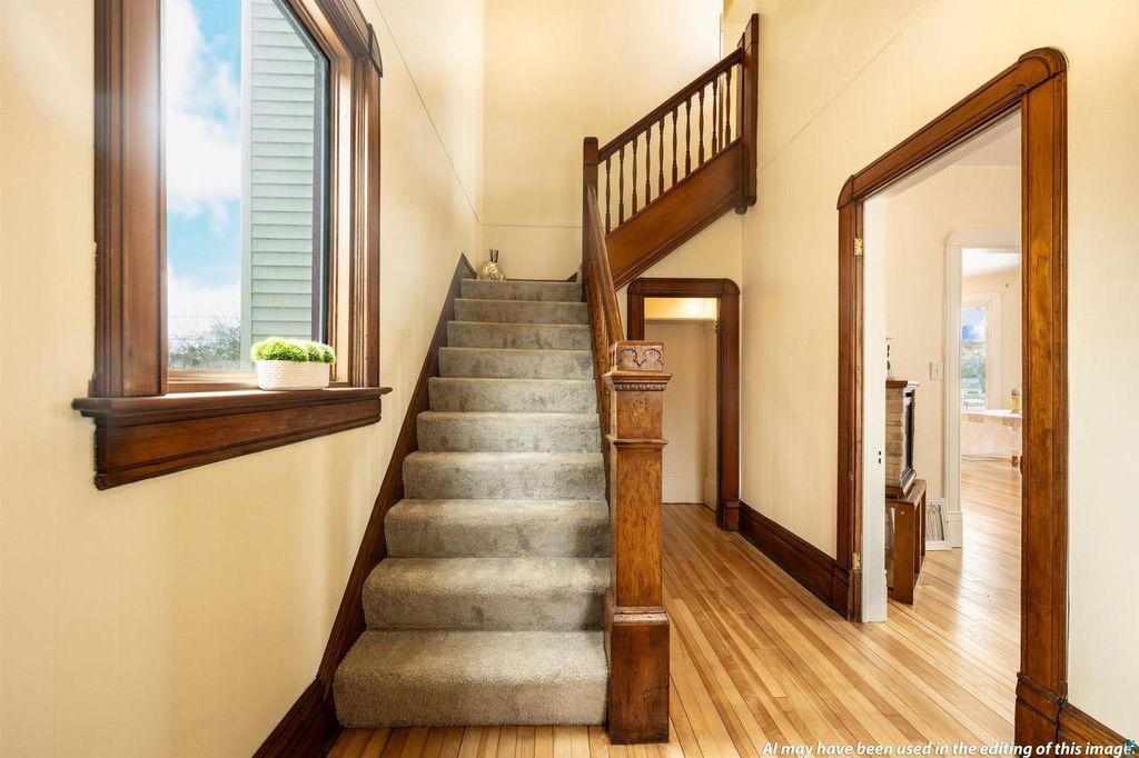 Photo of 801 Beaser AVENUE, Ashland, WI 54806 (MLS # 6124078)