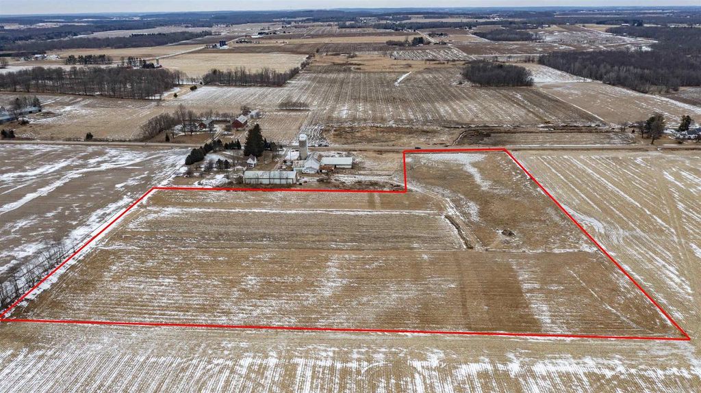 Photo of E7017 Symco ROAD, Bear Creek, WI 54922 (MLS # 50321767)