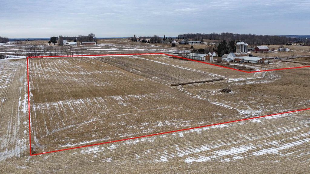 Photo of E7017 Symco ROAD, Bear Creek, WI 54922 (MLS # 50321767)