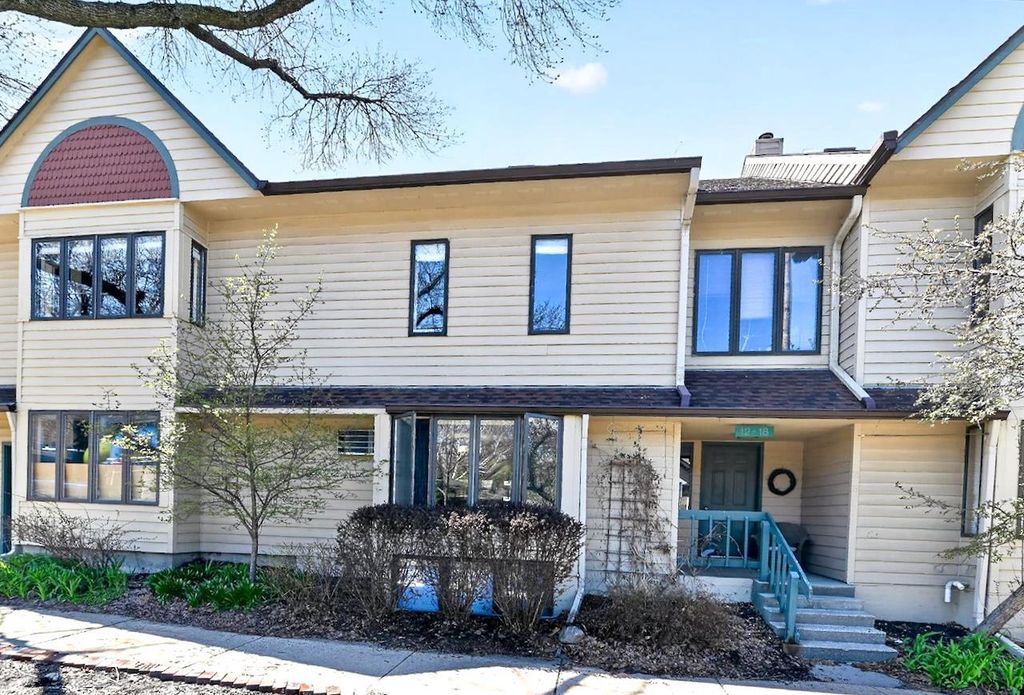 Photo of 14 N Allen STREET, Madison, WI 53726 (MLS # 2021338)