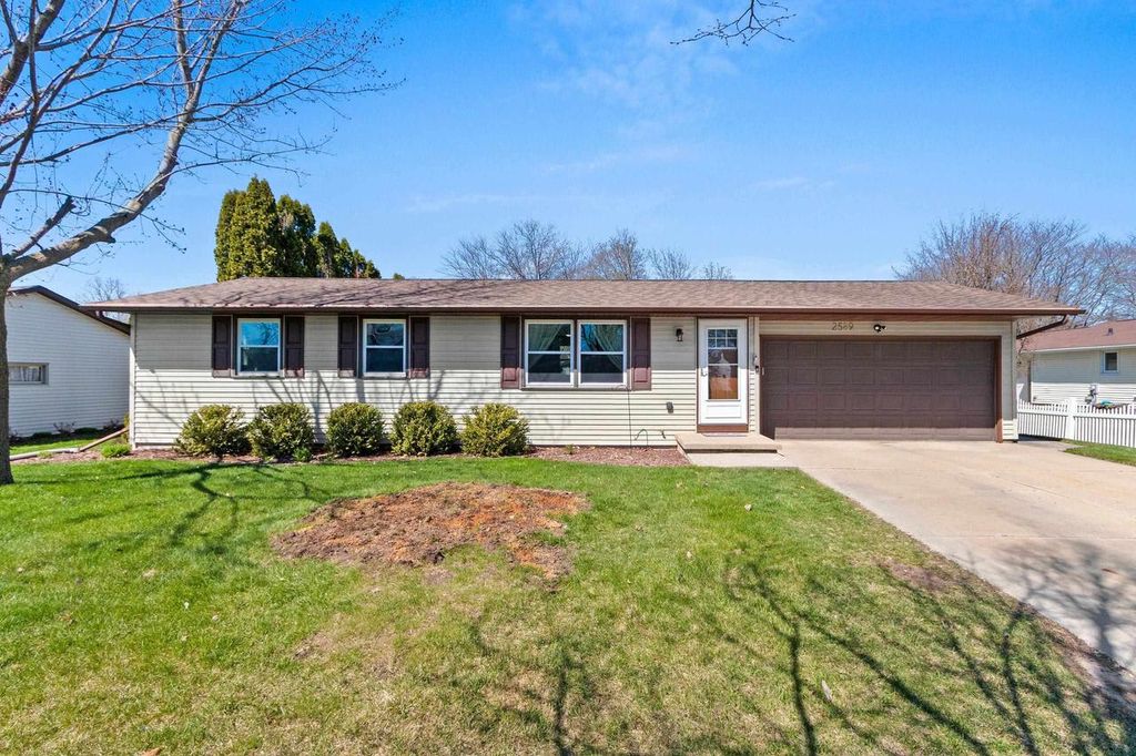 Photo of 2589 van Beek ROAD, Green Bay, WI 54311 (MLS # 50324158)