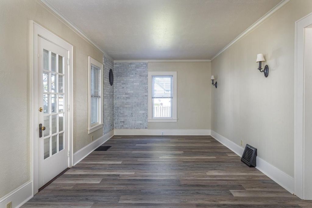 Photo of 426 Union AVENUE, Oshkosh, WI 54901 (MLS # 50316060)