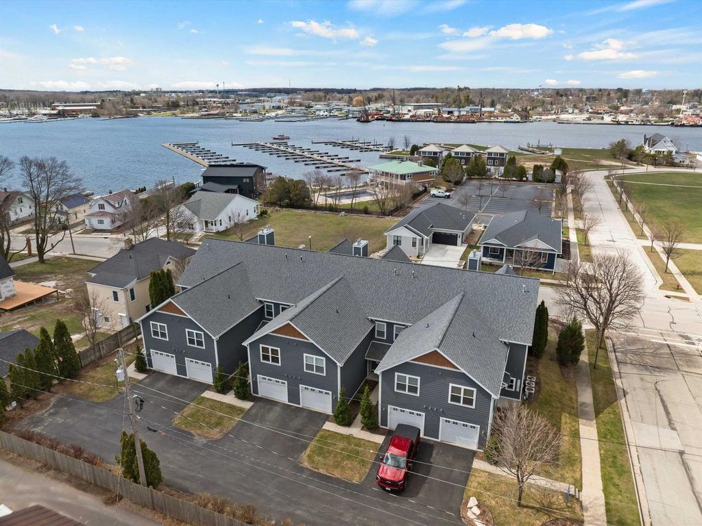 Photo of 416 S 3rd AVENUE, Sturgeon Bay, WI 54235 (MLS # 50324280)