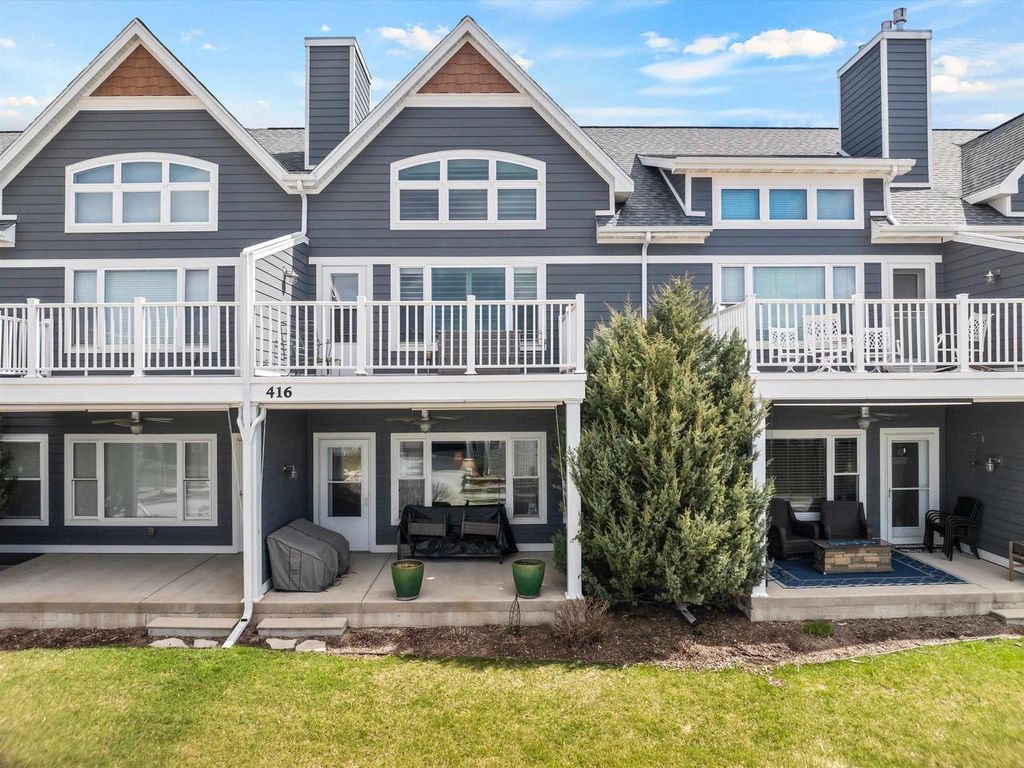 Photo of 416 S 3rd AVENUE, Sturgeon Bay, WI 54235 (MLS # 50324280)