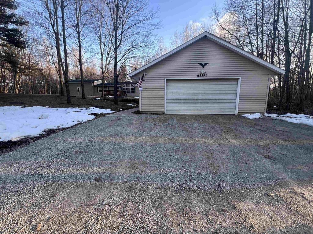 Photo of W3391 Sand Ridge ROAD, Peshtigo, WI 54157 (MLS # 50323202)