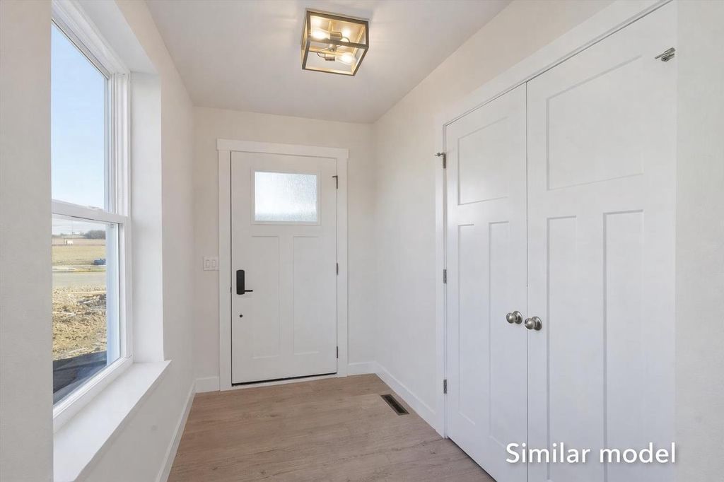 Photo of 990 Bell CIRCLE, Arlington, WI 53911 (MLS # 2016660)