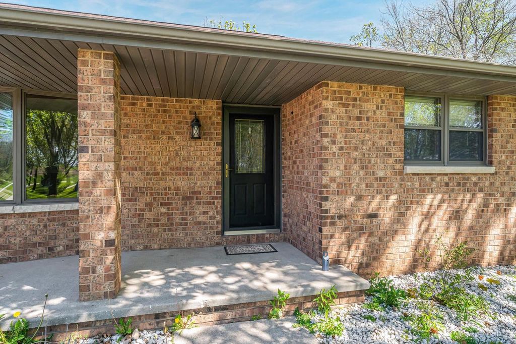 Photo of W2610 Sievert ROAD, Seymour, WI 54165 (MLS # 50320425)