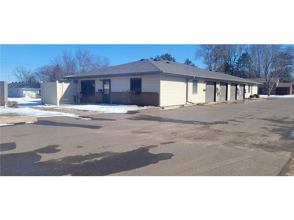 Photo of 3408 Miller STREET #4, Eau Claire, WI 54701 (MLS # 7026727)