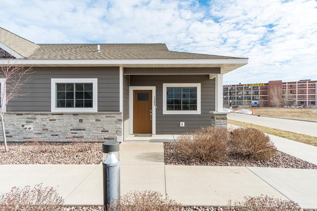 Photo of 1303 Hagar STREET, La Crosse, WI 54603 (MLS # 1947667)