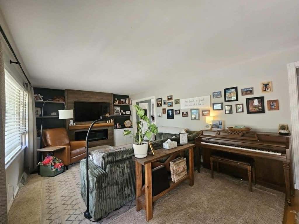 Photo of 500 E Grant STREET, Marshfield, WI 54449 (MLS # 22604178)