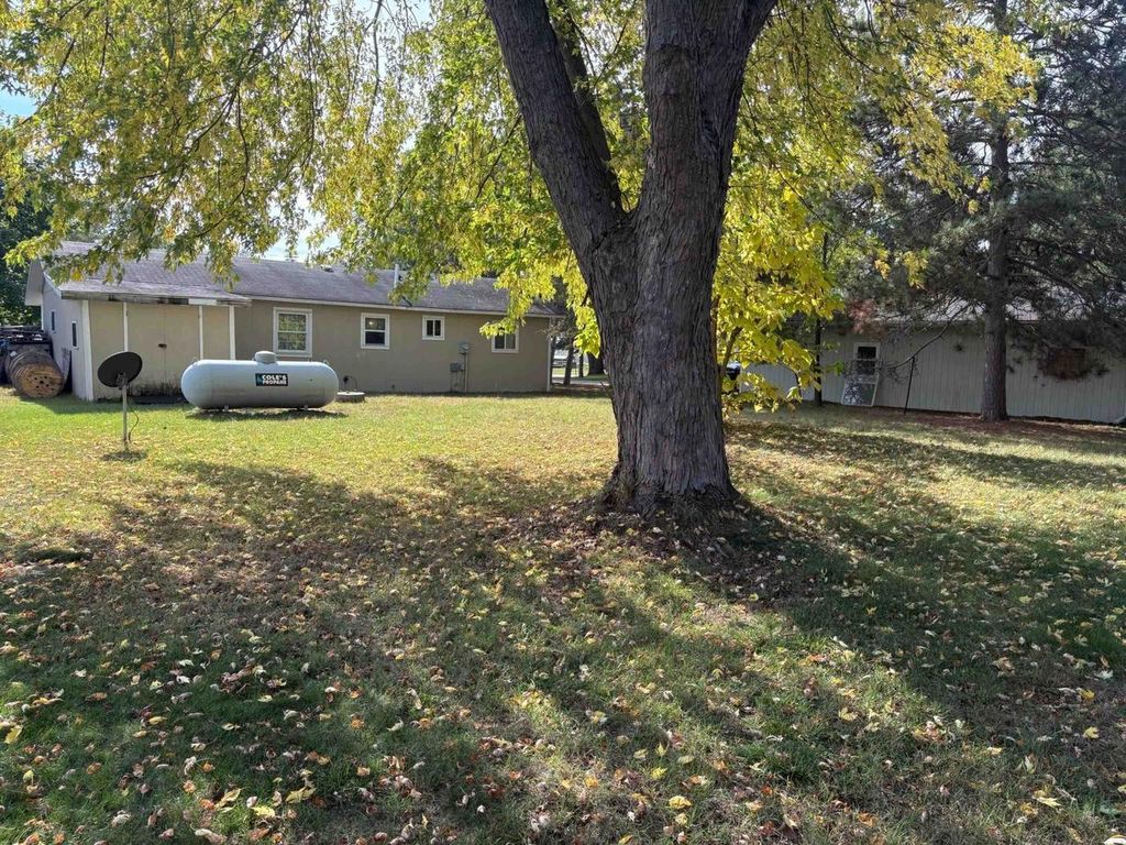 Photo of W442 Huron Bay DRIVE, Montello, WI 53949 (MLS # 50316648)