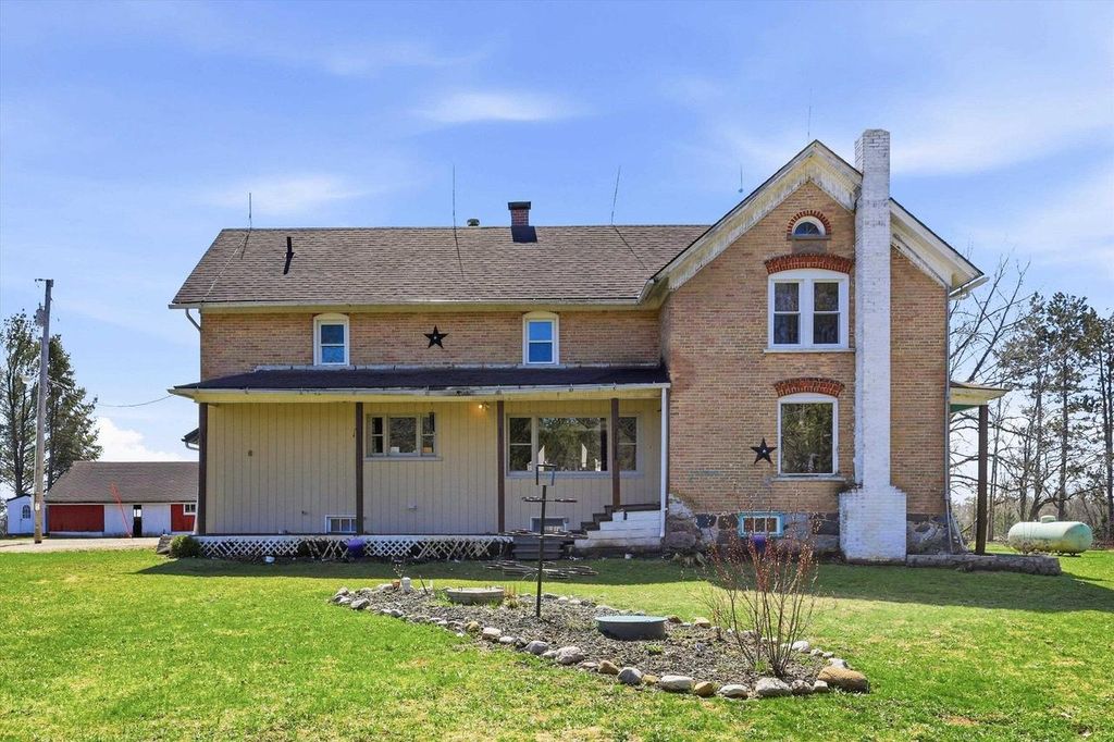 Photo of N8424 Nollenberg ROAD, Manawa, WI 54949 (MLS # 50323881)