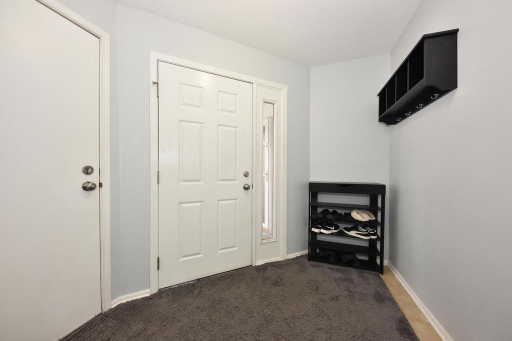 Photo of 7179 W Rawson AVENUE, Franklin, WI 53132 (MLS # 1950321)