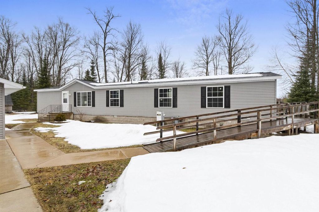 Photo of 17560 Bass Point LANE, Townsend, WI 54175 (MLS # 50322809)