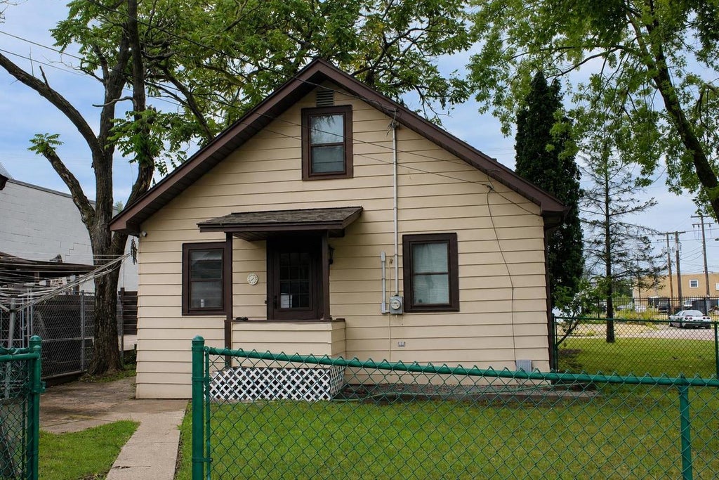 Photo of 1605 W Haskel STREET, Appleton, WI 54914 (MLS # 50331880)