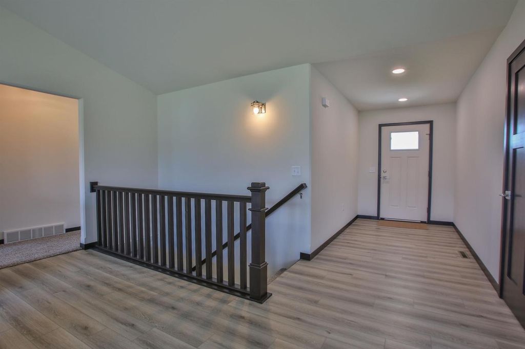 Photo of 231708 Twin Fawn TRAIL #SA14, Wausau, WI 54401 (MLS # 22601172)