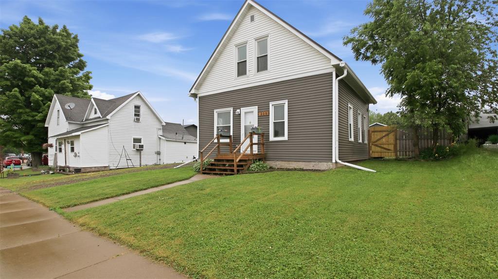 Photo of 213 Garfield STREET, Stanley, WI 54768 (MLS # 1602141)