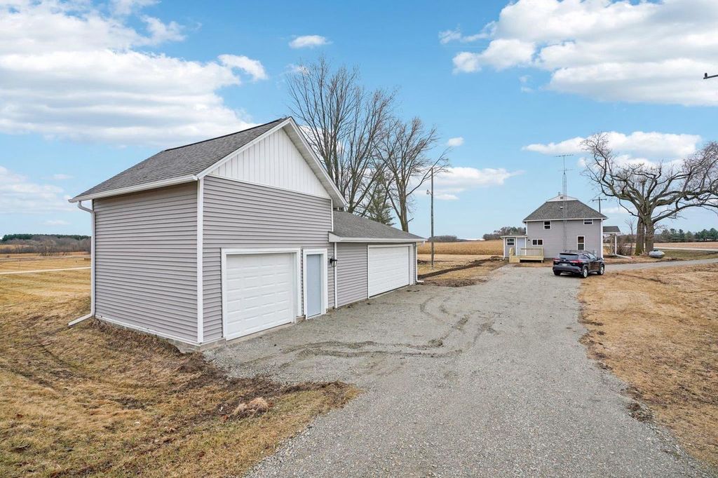 Photo of N5288 County Road D, Helenville, WI 53137 (MLS # 2018278)