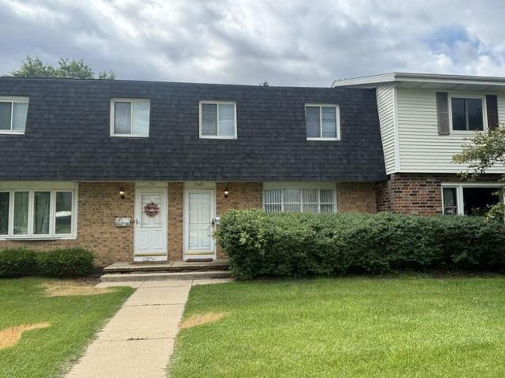 Photo of 1547 Ivory STREET, Sun Prairie, WI 53590 (MLS # 2027192)
