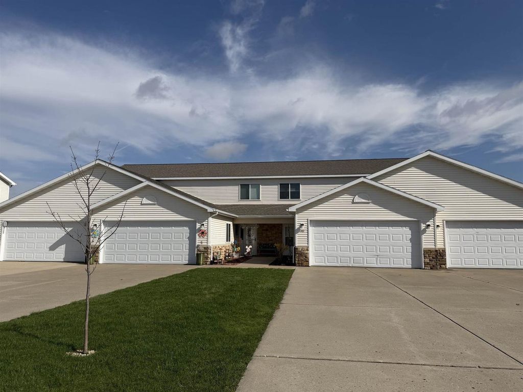 Photo of 310 Mine ROAD #310, Baraboo, WI 53913 (MLS # 2020732)