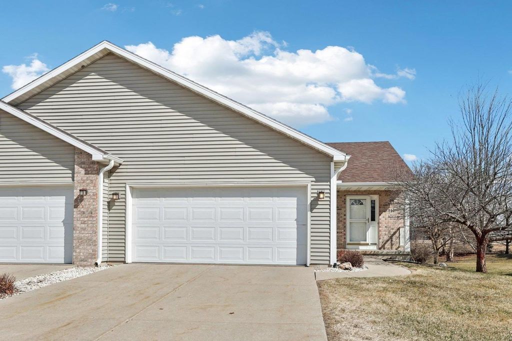 Photo of 844 Dunn AVENUE, Oregon, WI 53575 (MLS # 2018220)