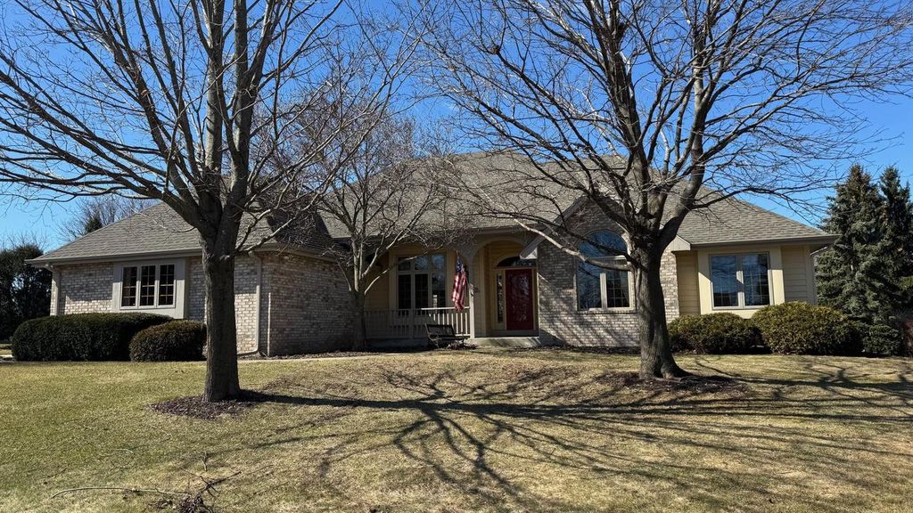 Photo of W150N10257 Windsong CIRCLE WEST CIRCLE W, Germantown, WI 53022 (MLS # 1955172)